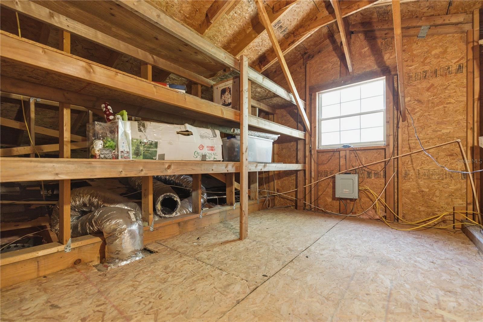 RAINBOW S END ESTATE - Residential