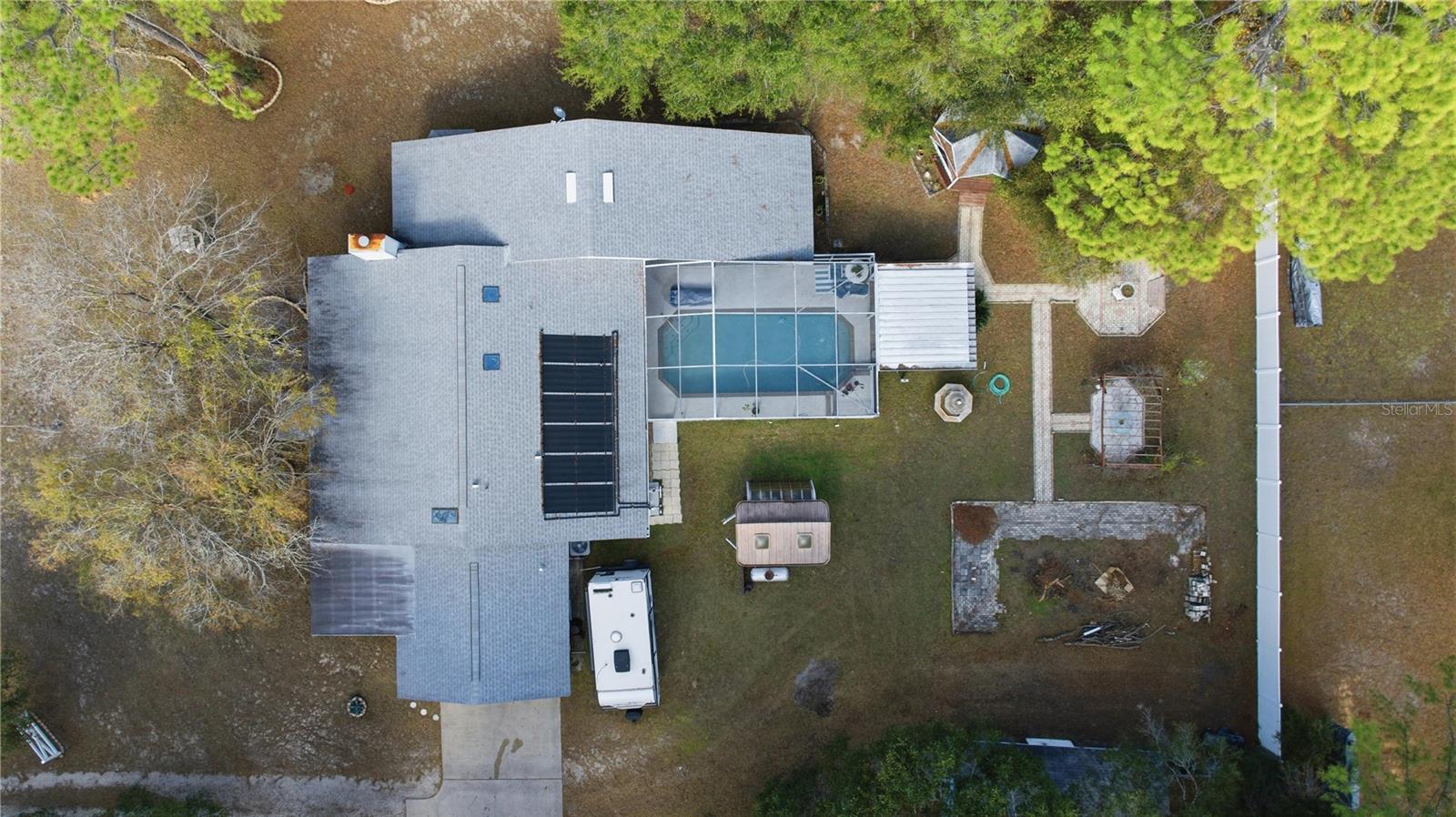 RAINBOW S END ESTATE - Residential