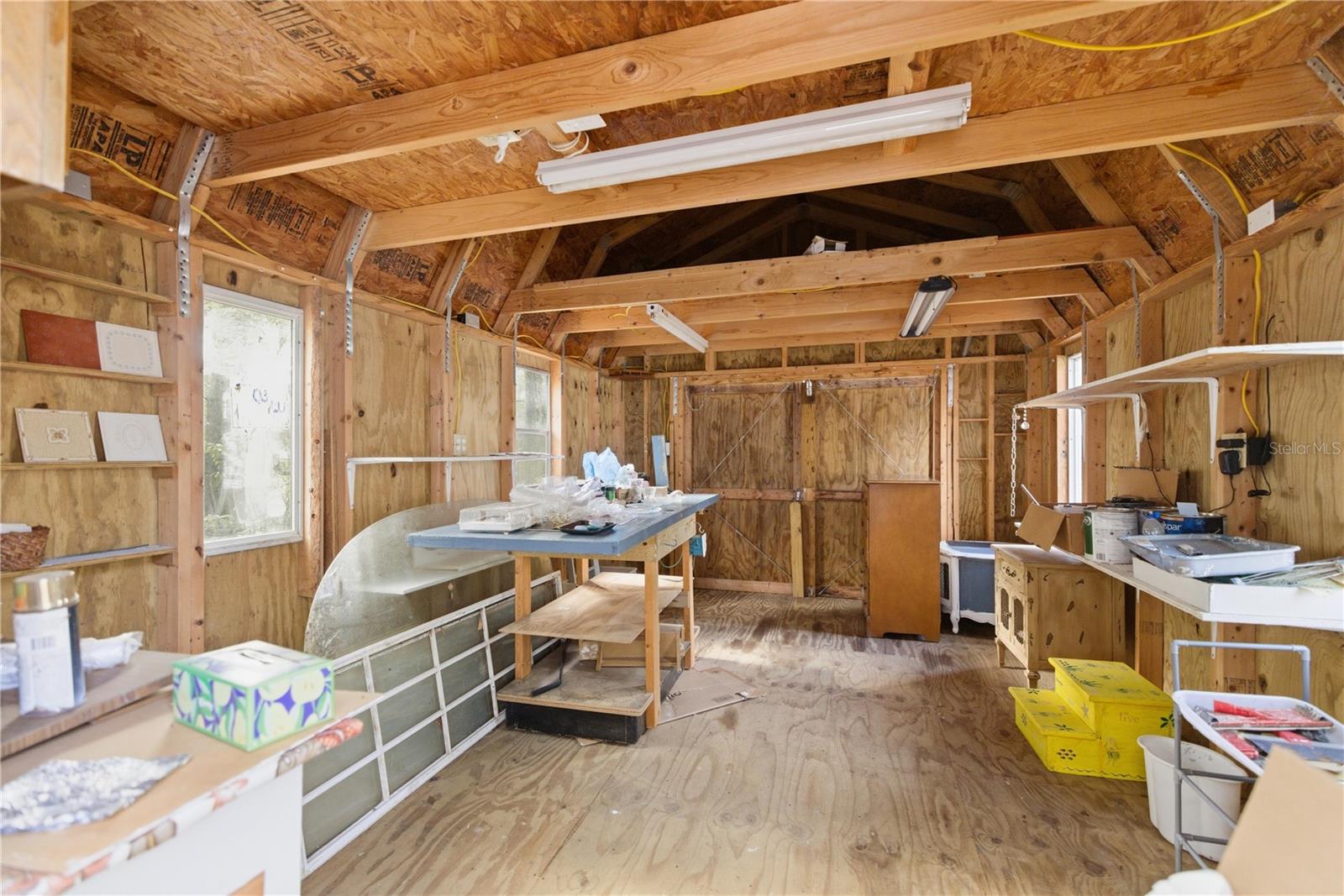 RAINBOW S END ESTATE - Residential