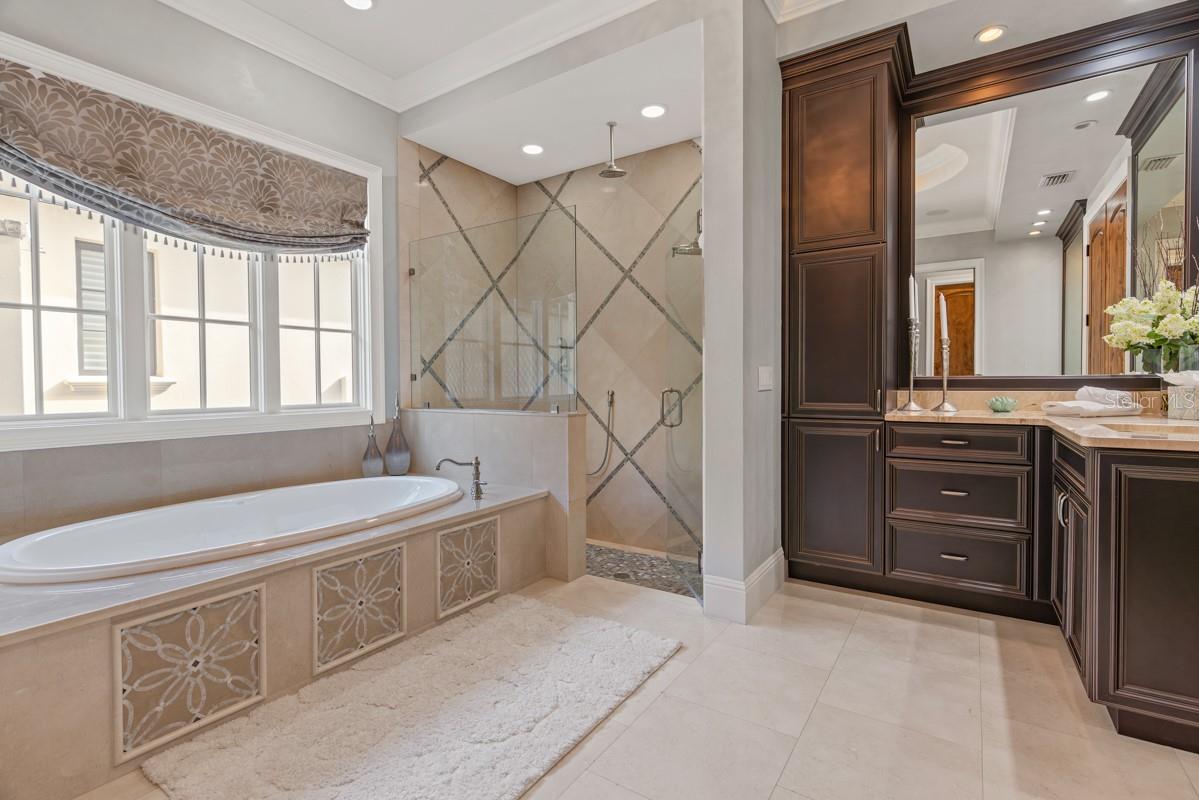 GOLDEN OAK PH 01B - Residential