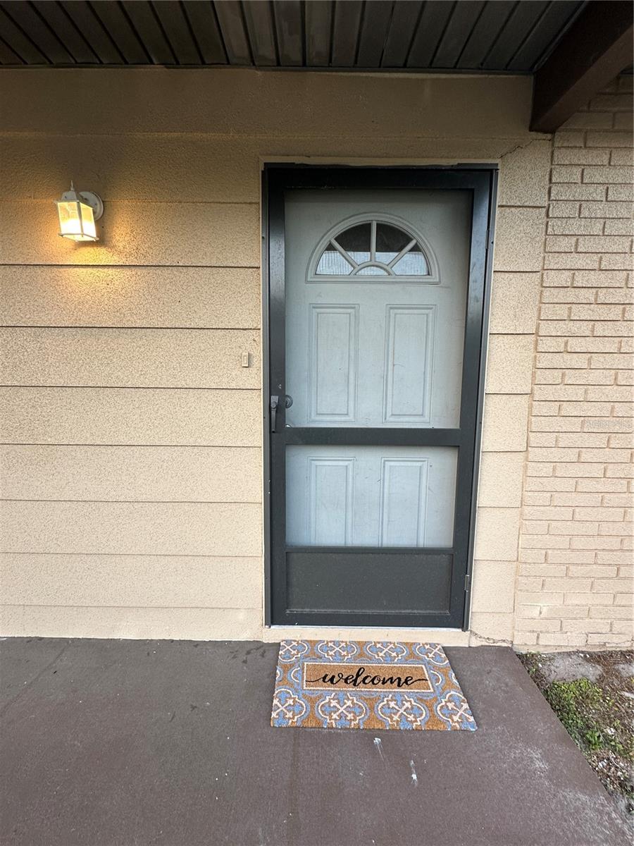 7601 COMO DRIVE