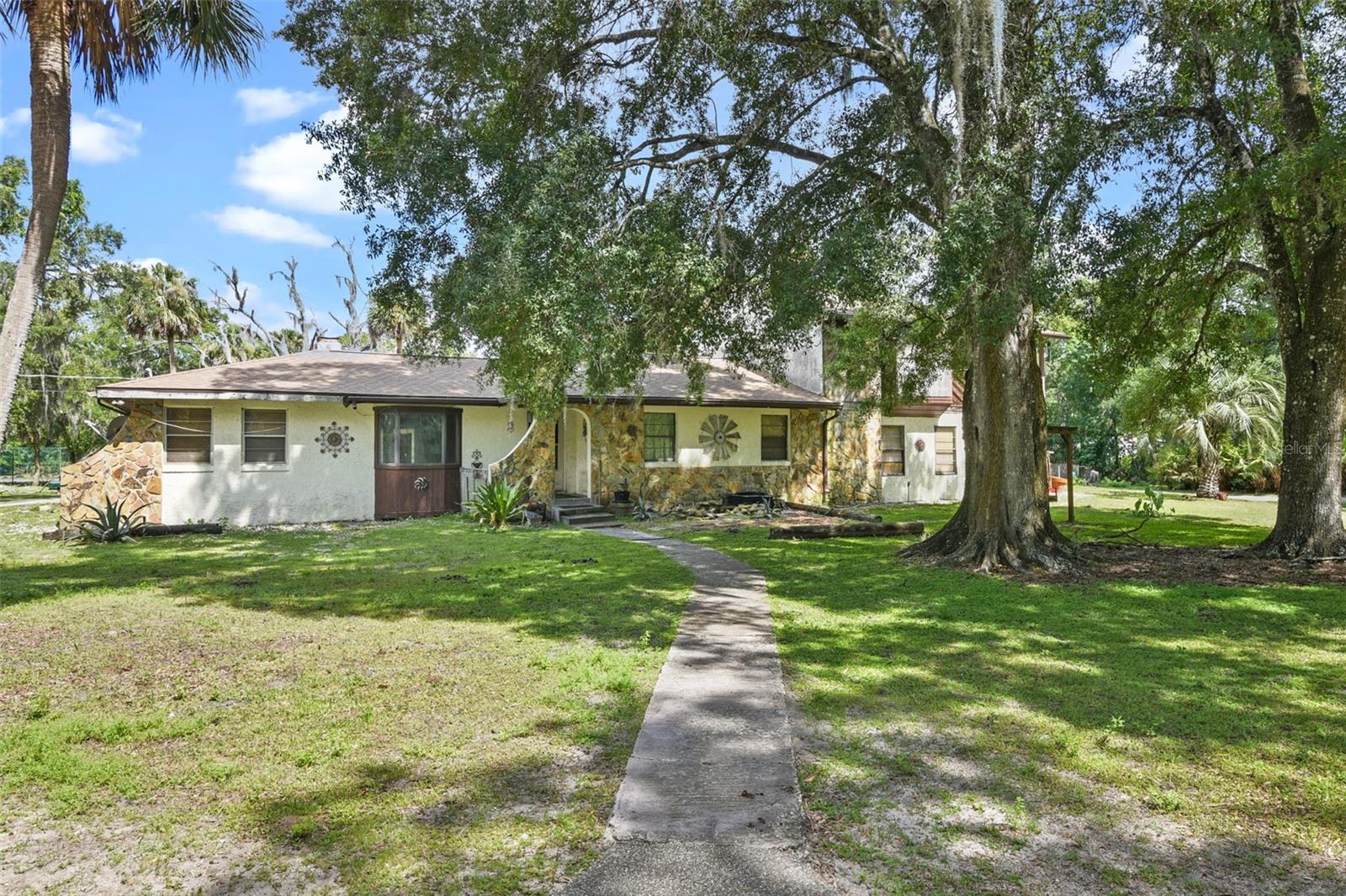 546 WINONA DRIVE