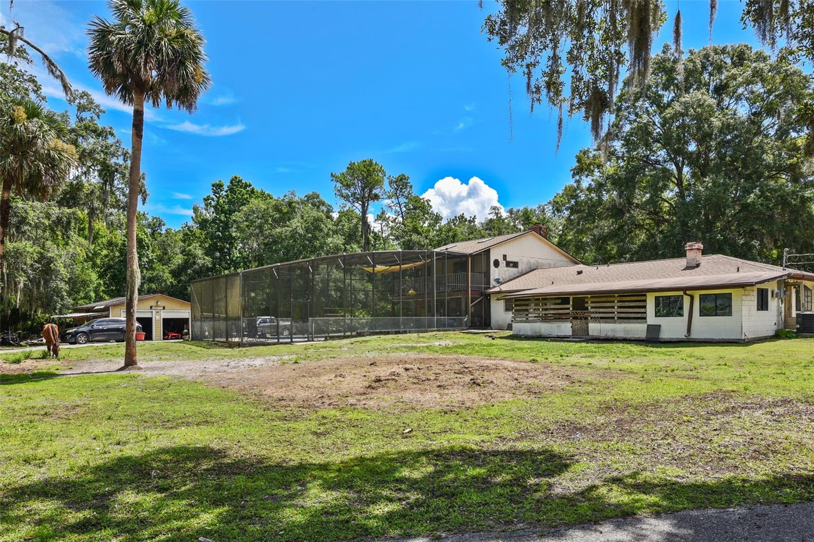 LAKE HARNEY ESTATES 5 ACRE DEV 256 PARCELS - Residential