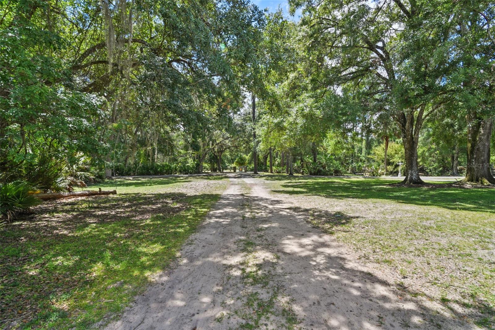 LAKE HARNEY ESTATES 5 ACRE DEV 256 PARCELS - Residential