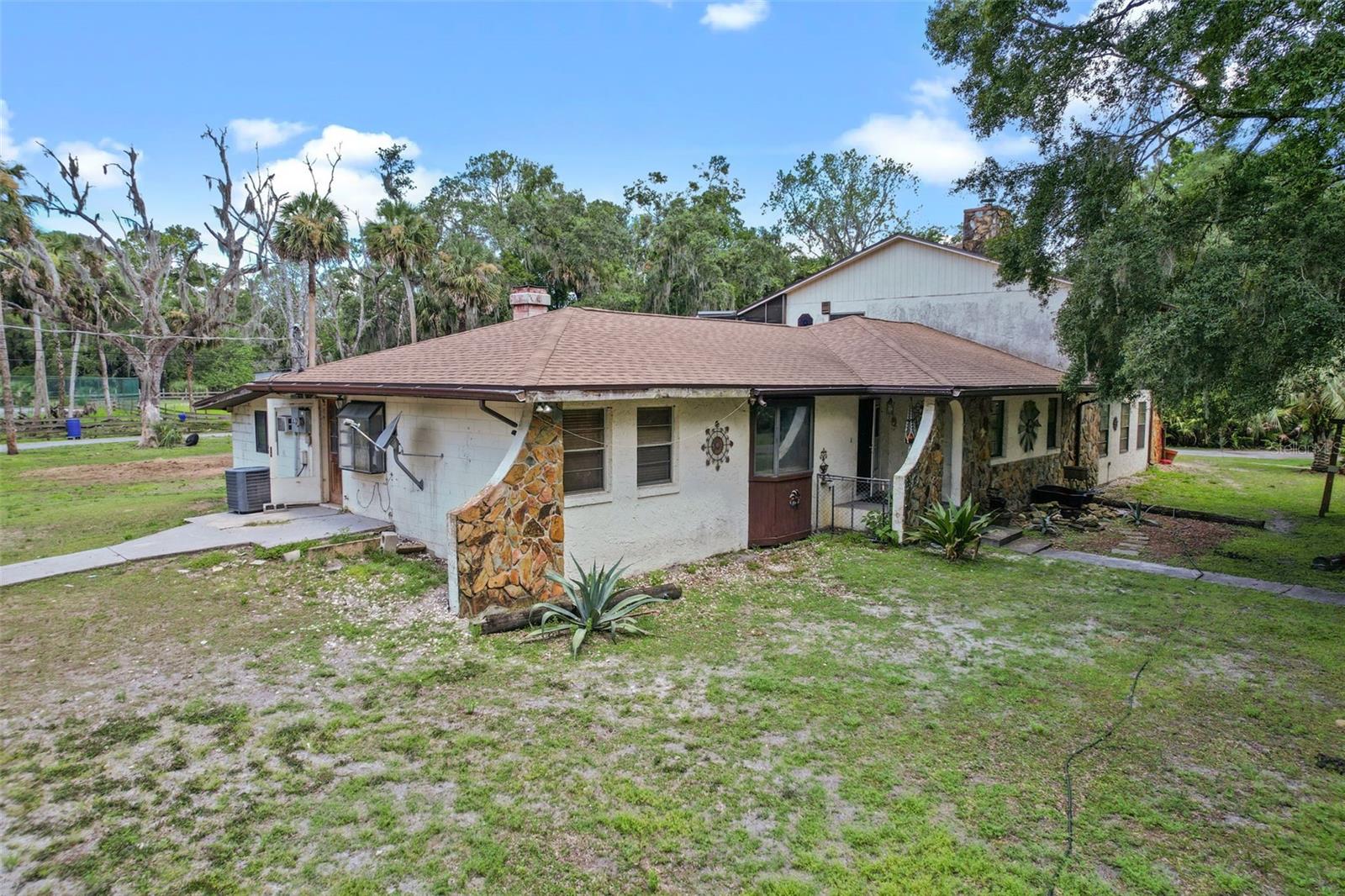 546 WINONA DRIVE