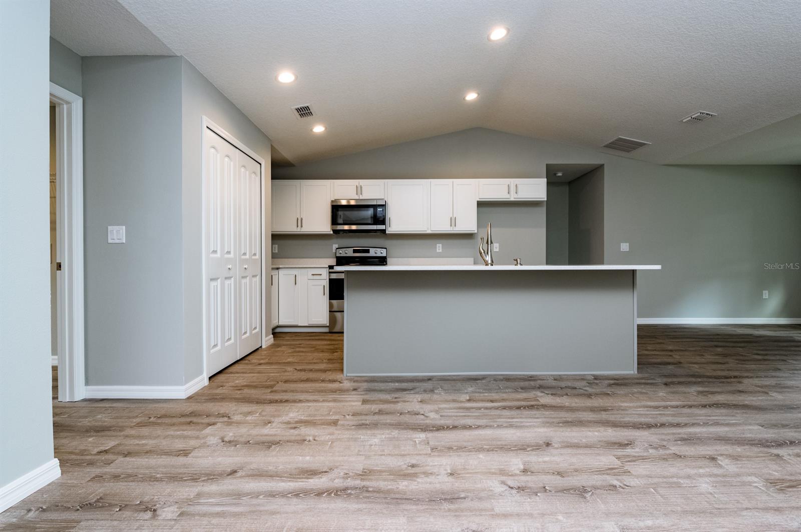 Florida Shores Un #8 Rev P - Residential