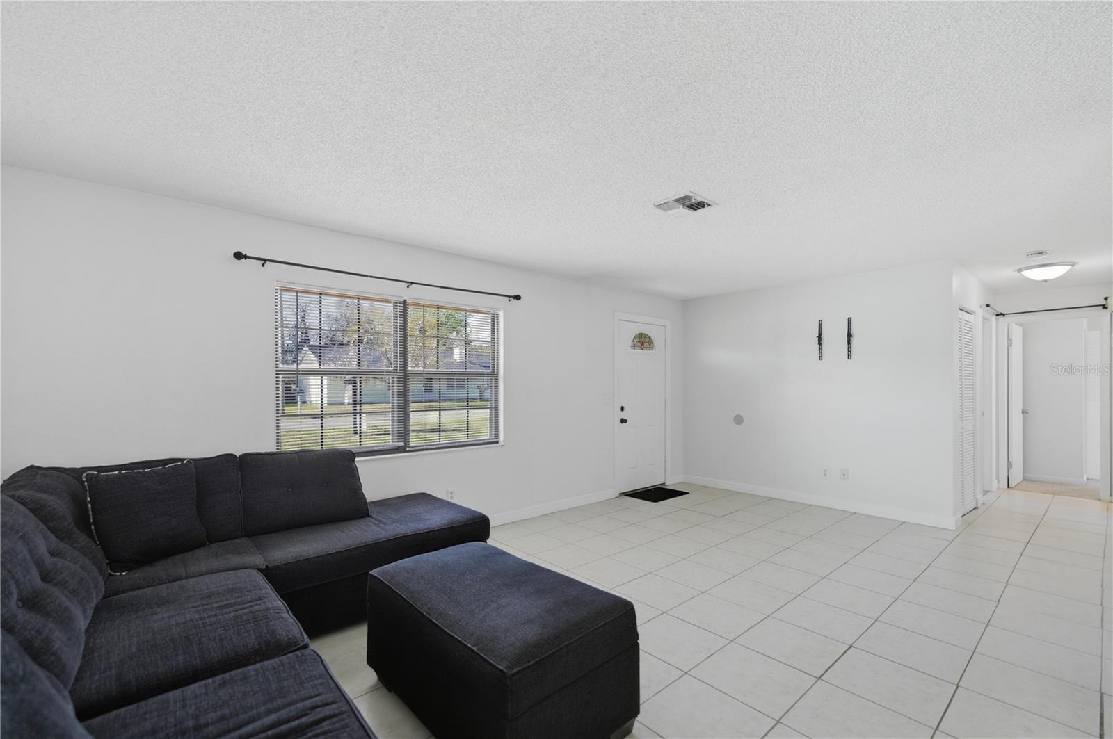 FLORIDA HEIGHTS - Residential