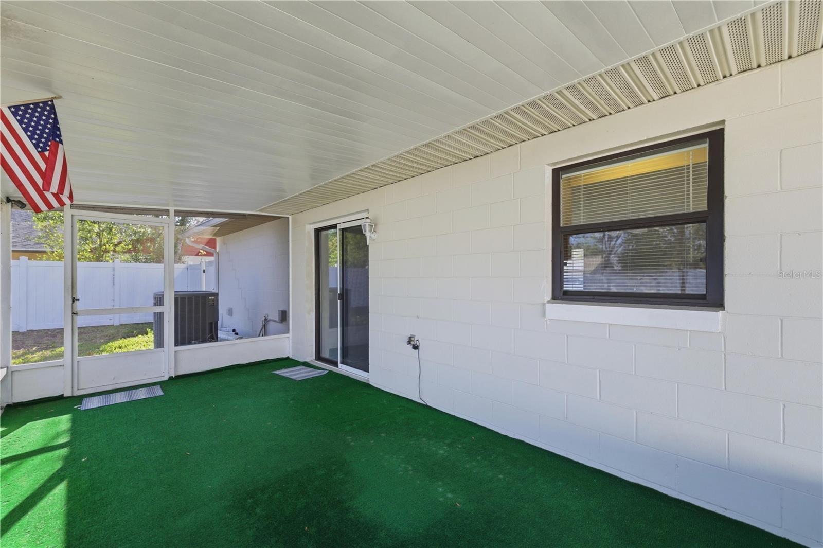 FLORIDA HEIGHTS - Residential