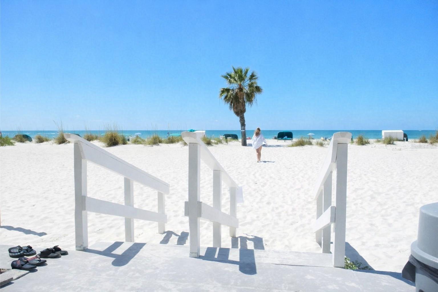 ISLAND INN CONDO - Residential