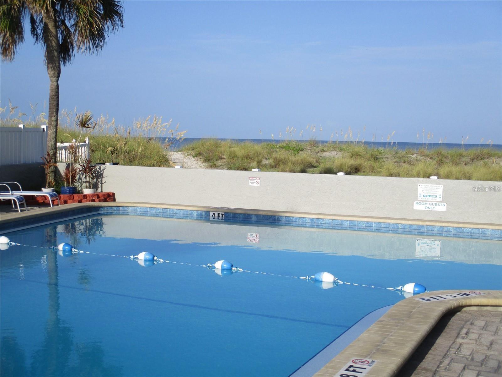 ISLAND INN CONDO - Residential