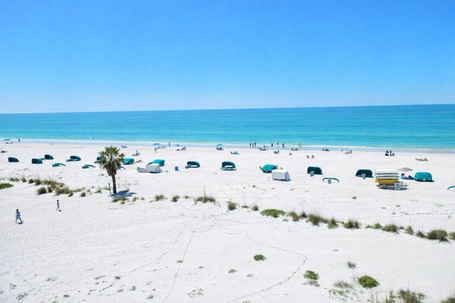 ISLAND INN CONDO - Residential