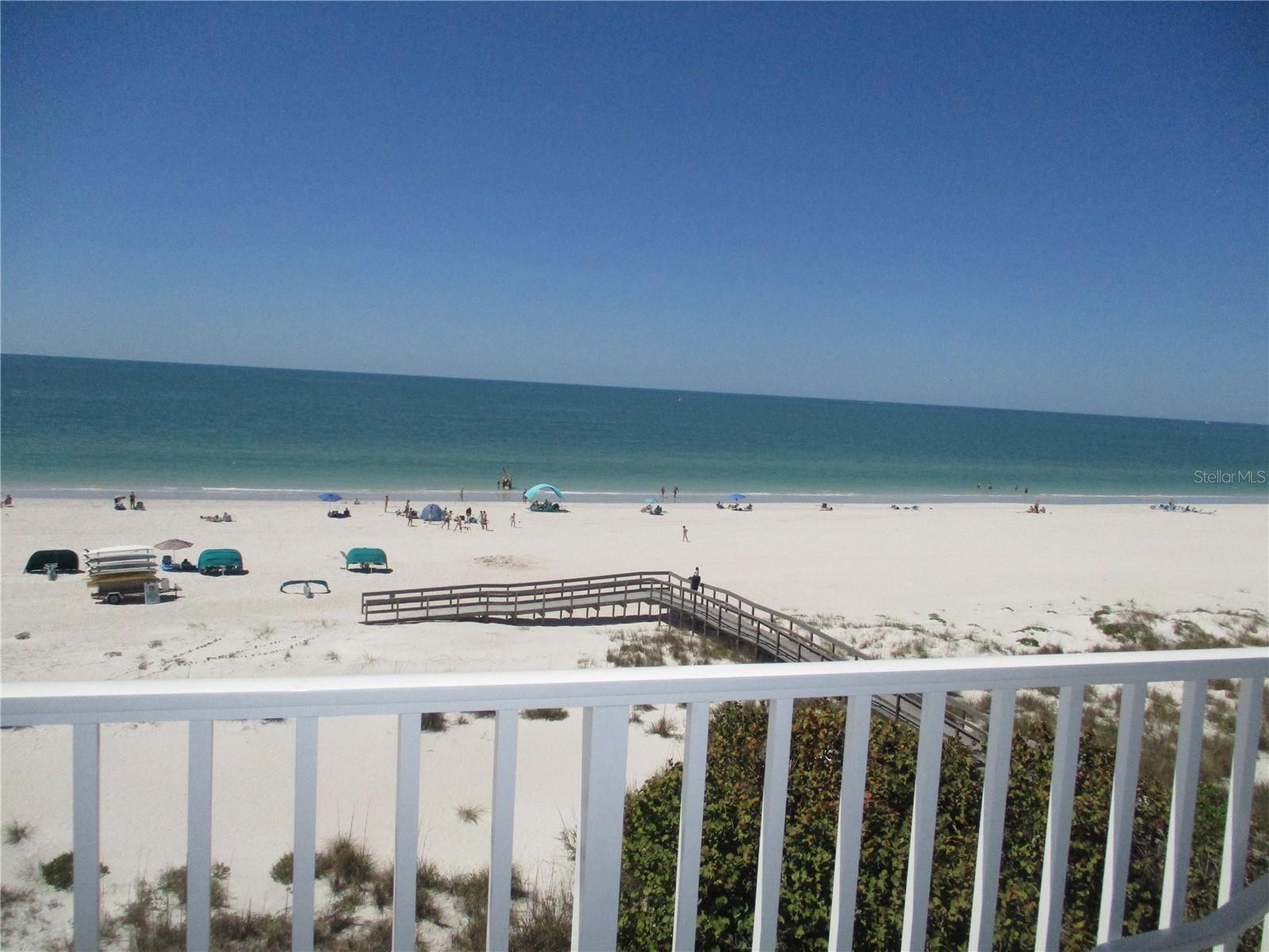 ISLAND INN CONDO - Residential