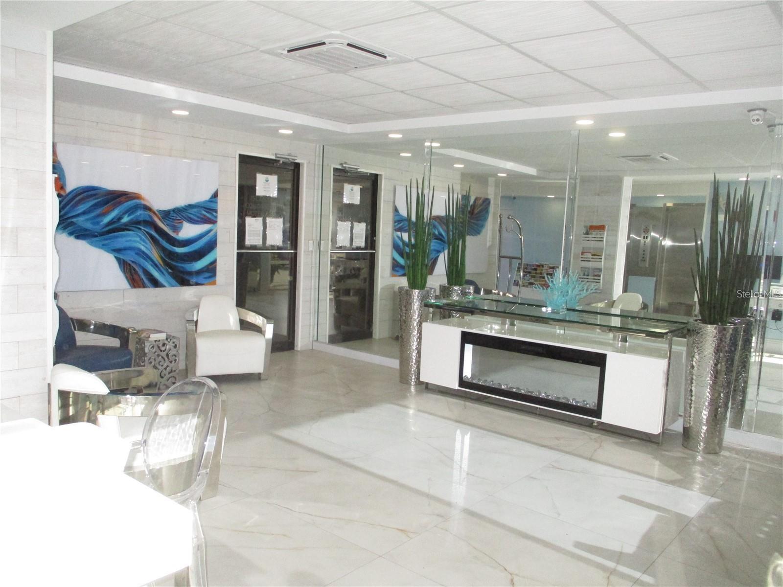 ISLAND INN CONDO - Residential