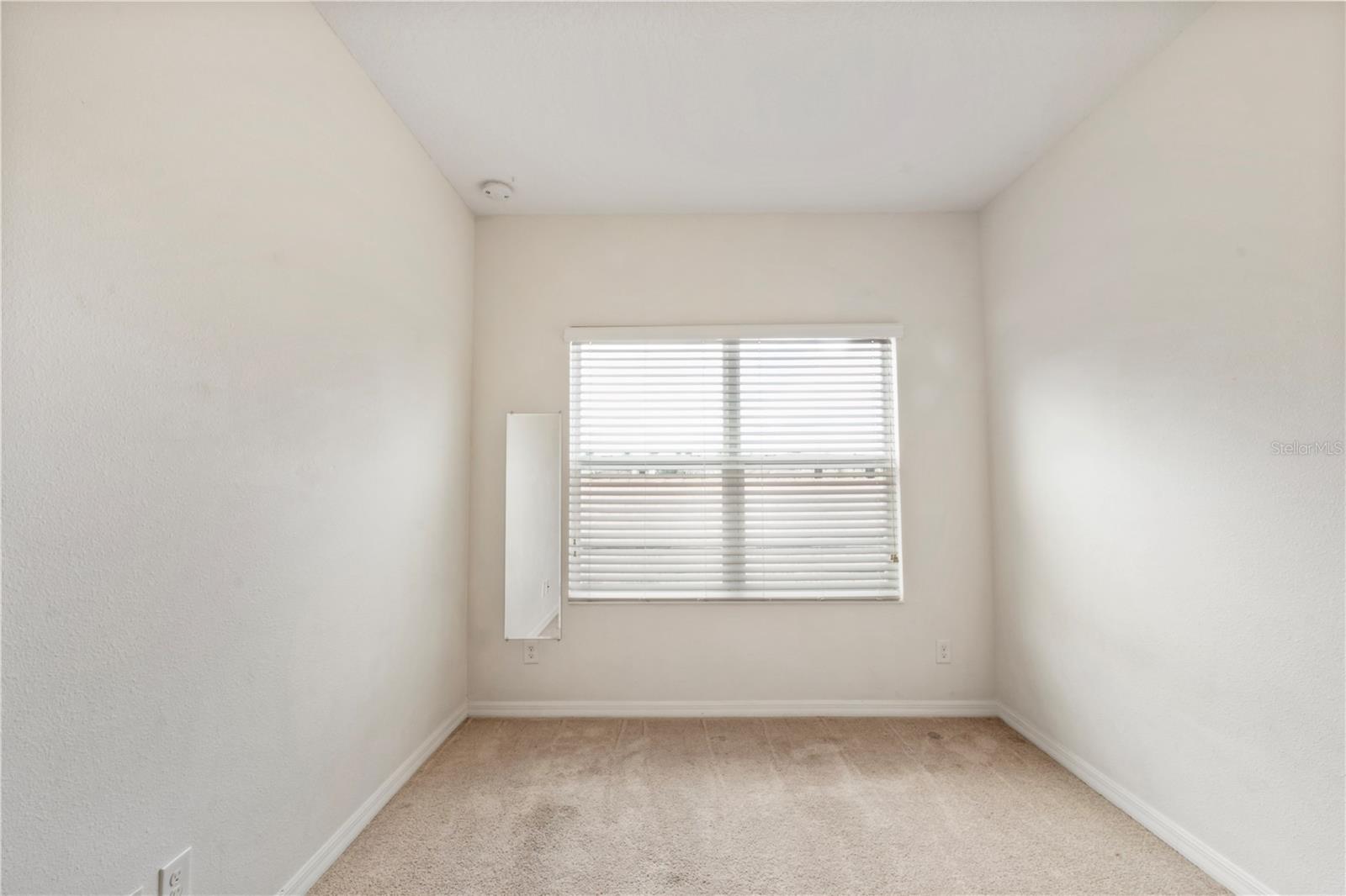 LAKE BURDEN SOUTH PH 2 - Residential Lease