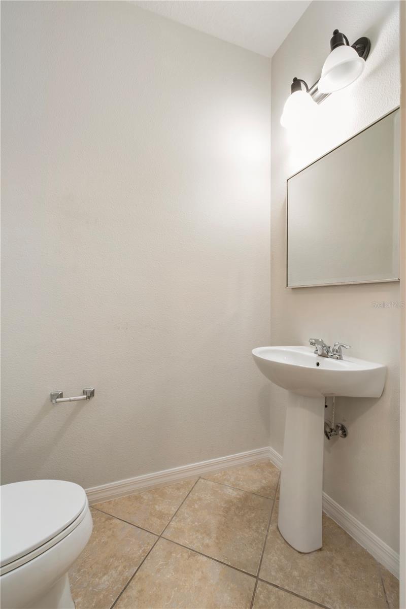LAKE BURDEN SOUTH PH 2 - Residential Lease