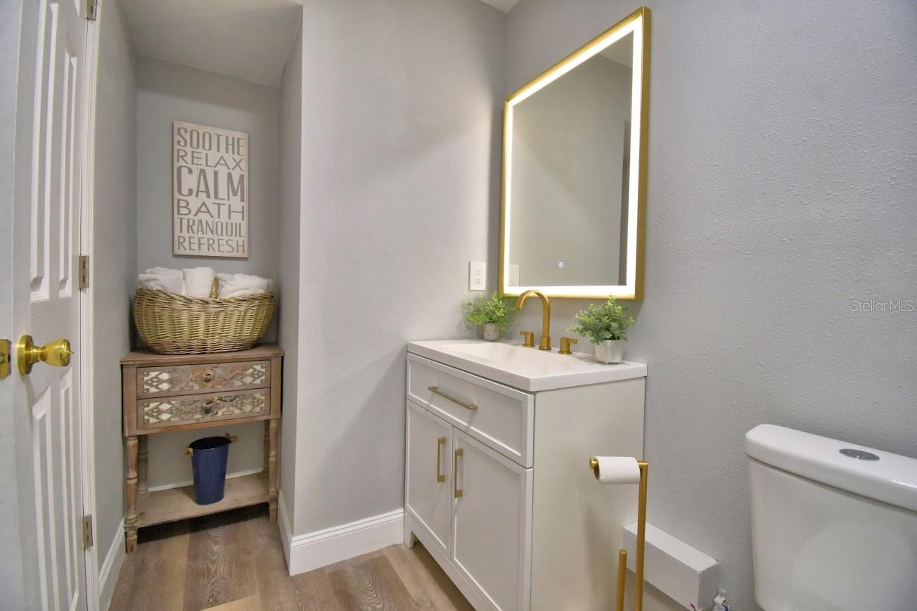 LAKE KIT - Residential