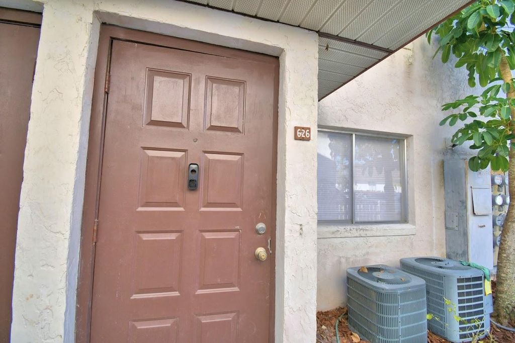 Photo of 626 Pavare Court #626, Winter Haven, FL 33884 (MLS # P4937722)