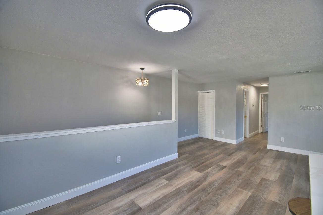 LAKE KIT - Residential