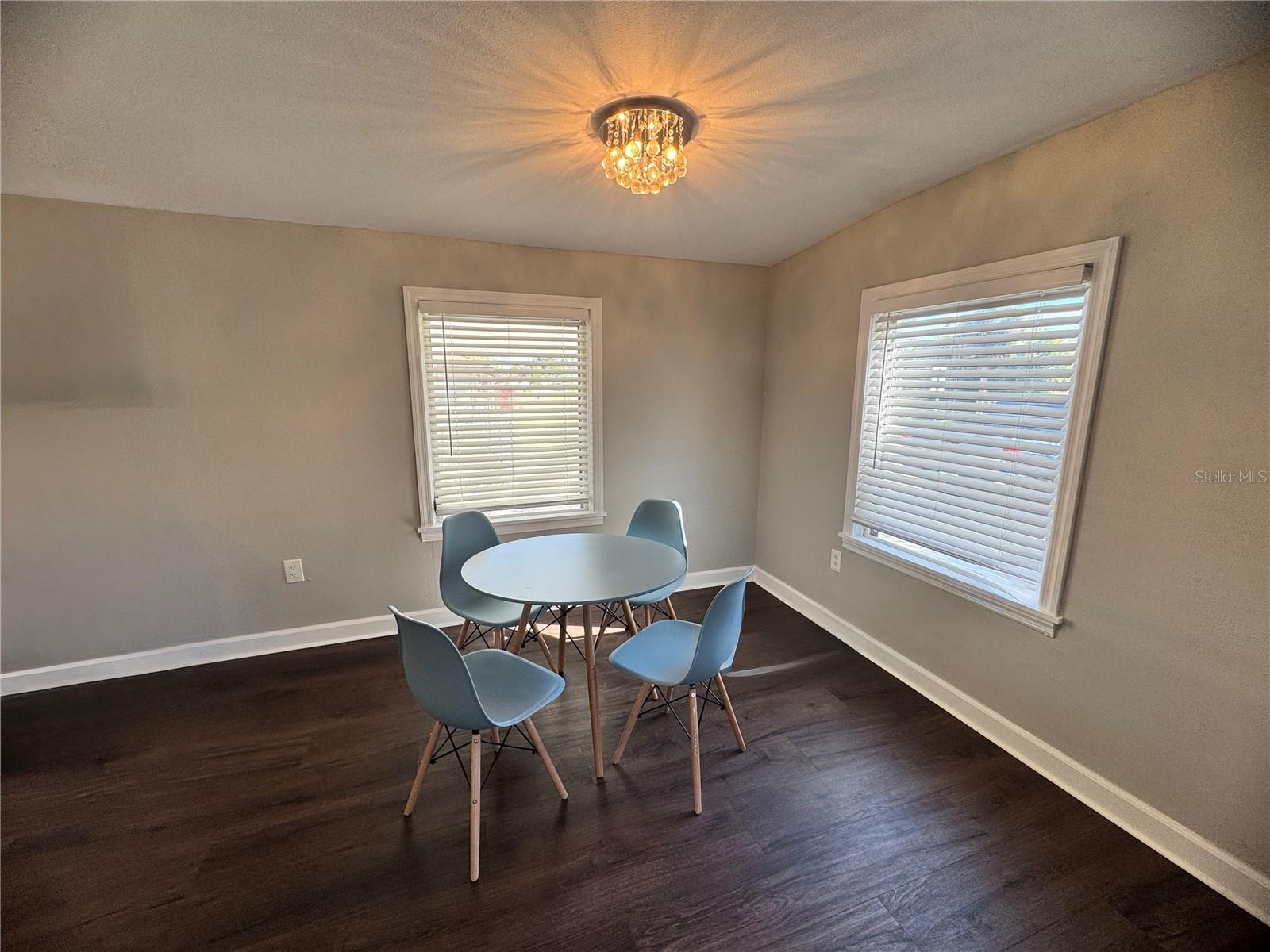 VENICE EDGEWOOD SEC OF - Residential