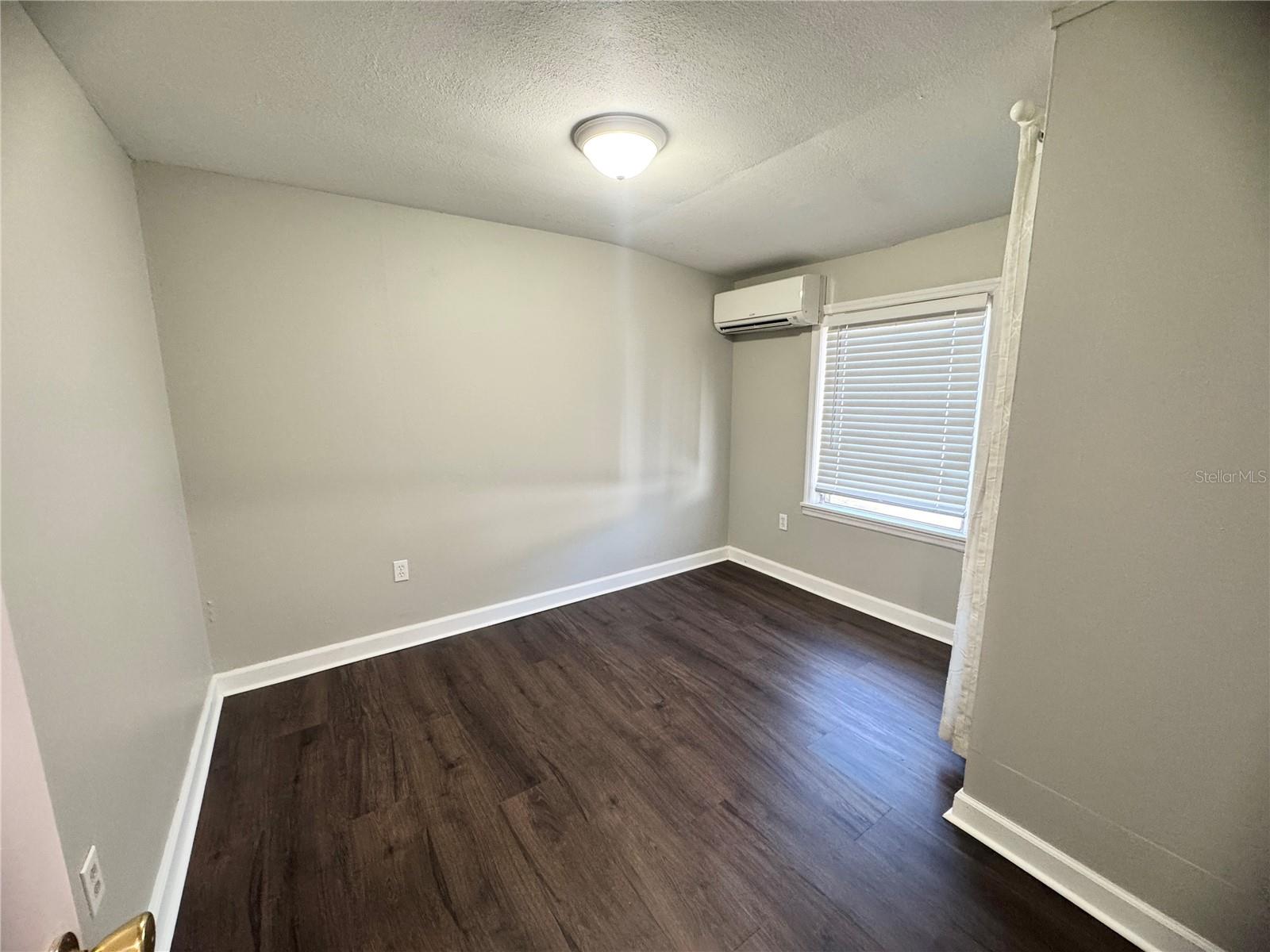 VENICE EDGEWOOD SEC OF - Residential