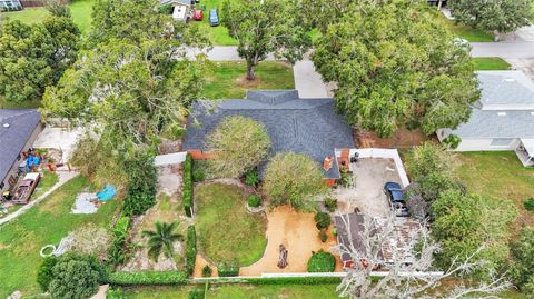 A home in WINTER HAVEN