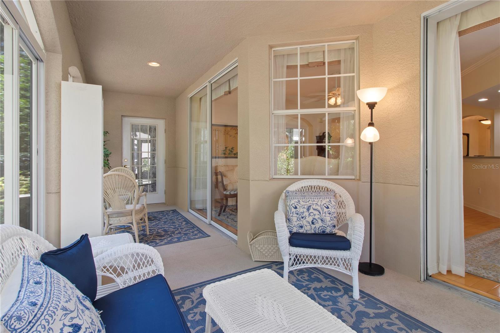 THE VILLAS AT VENICE - Residential