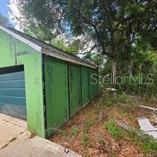 8869 E OGDEN LANE