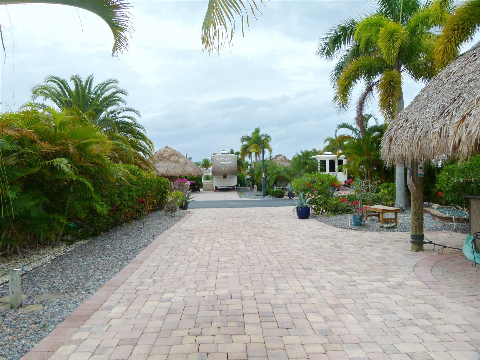 SILVER PALMS RV RESORT - Land