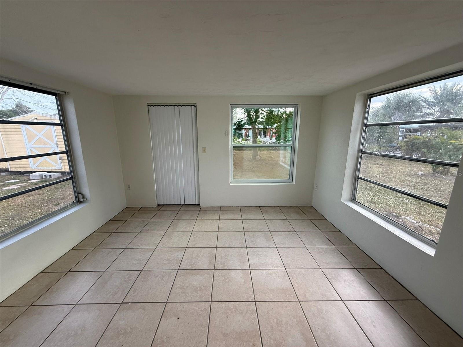 ROCKY CRK GARDENS - Residential Lease