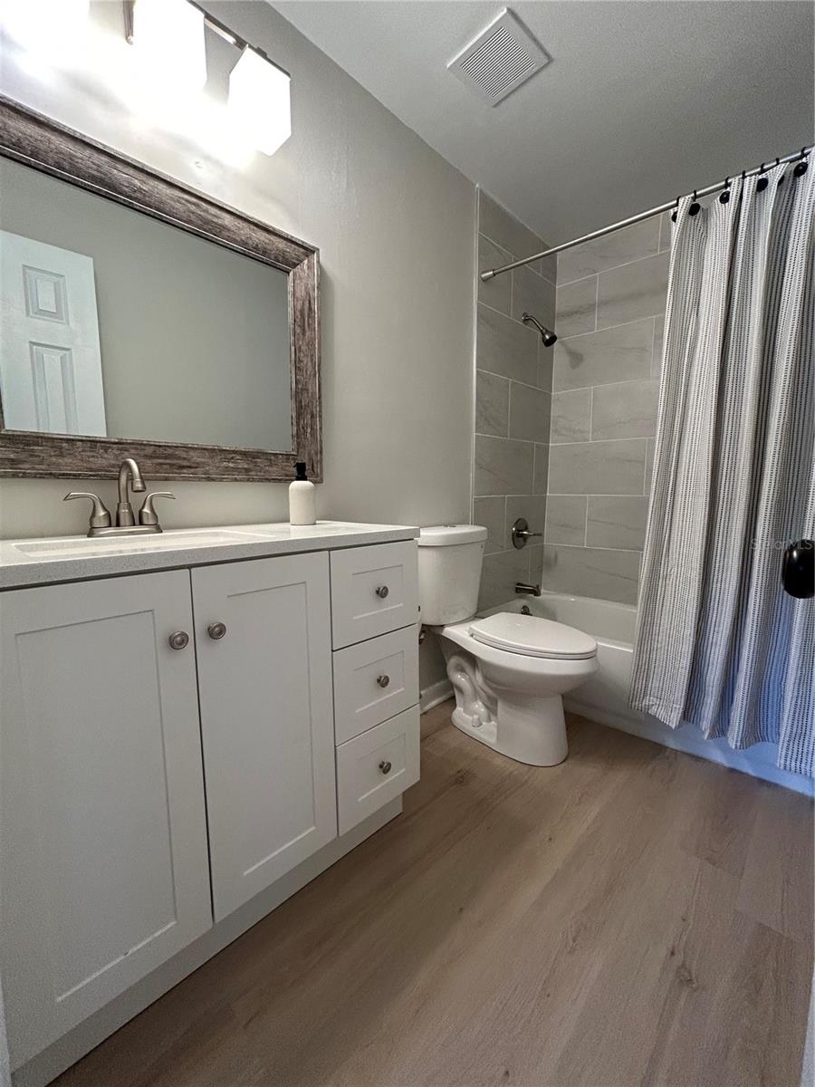 IMPERIAL ESTATES - Residential