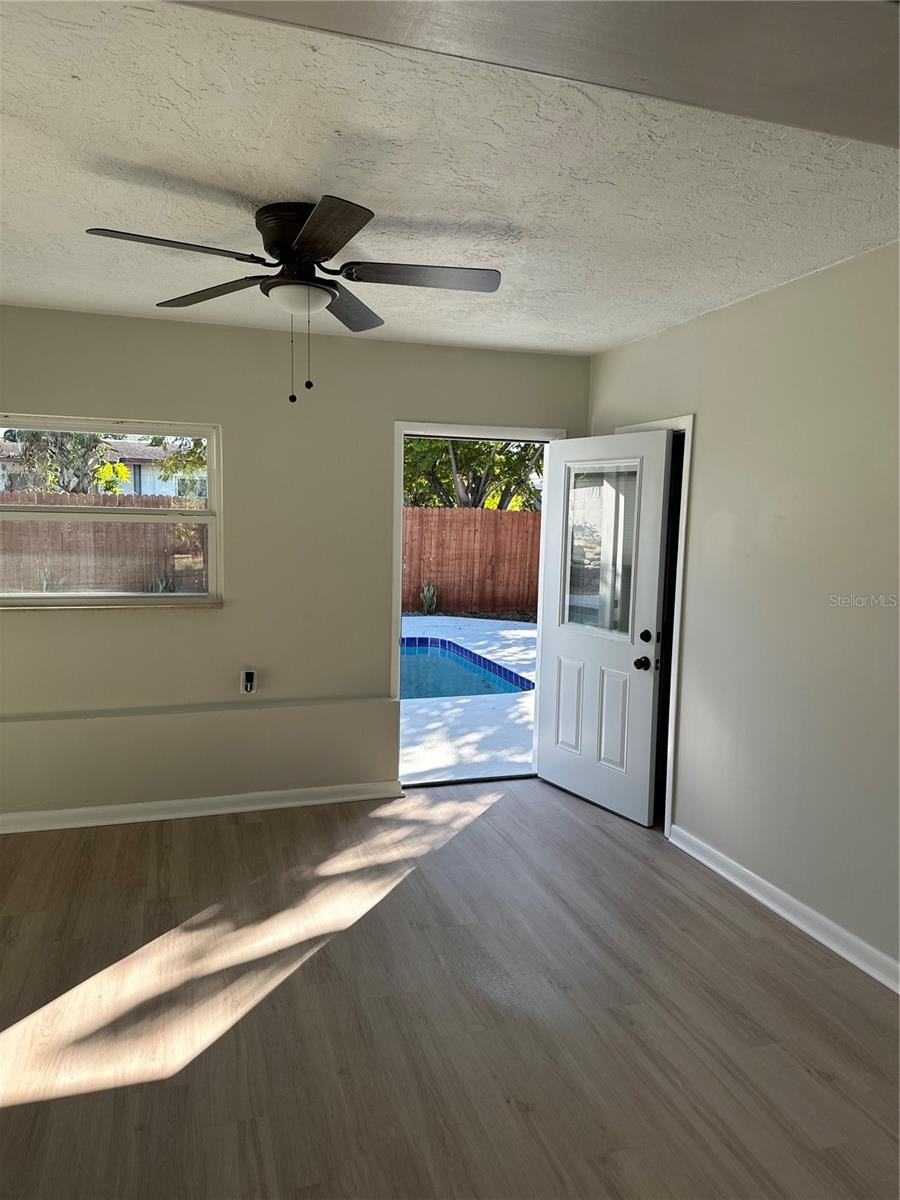 IMPERIAL ESTATES - Residential