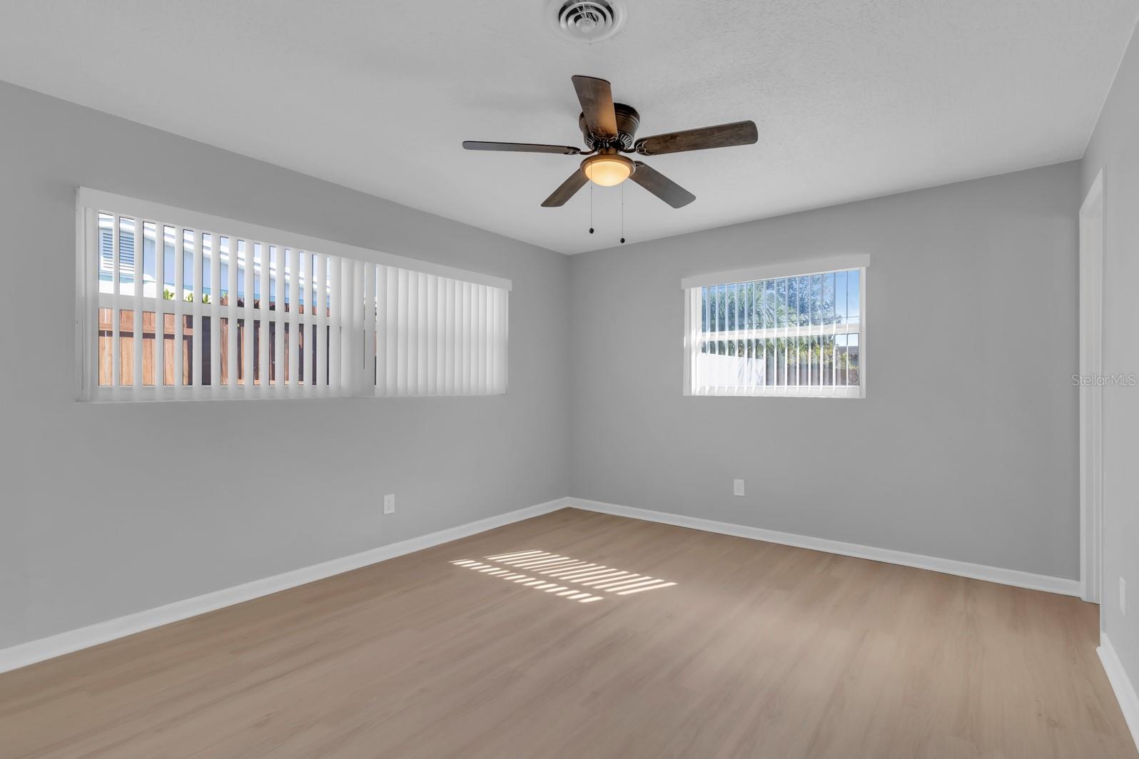 IMPERIAL ESTATES - Residential