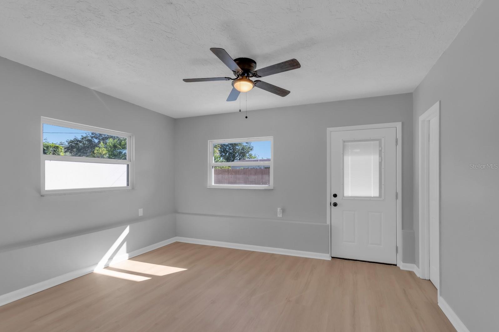 IMPERIAL ESTATES - Residential