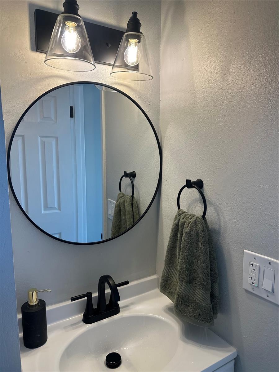 IMPERIAL ESTATES - Residential