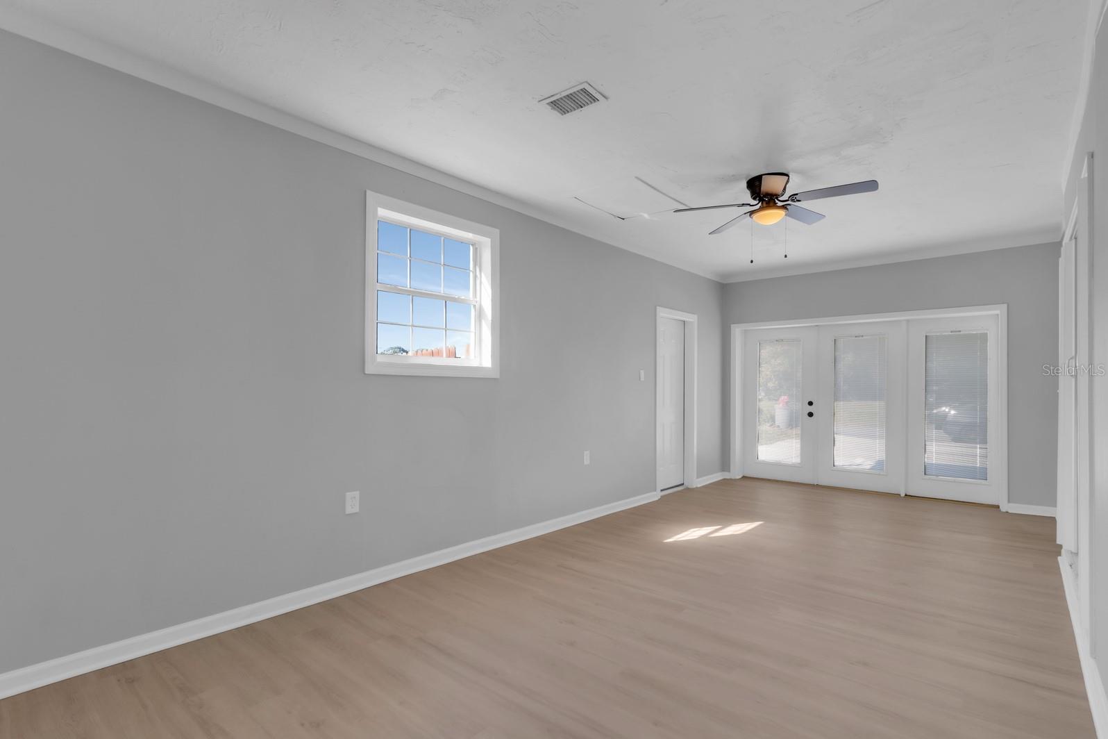 IMPERIAL ESTATES - Residential