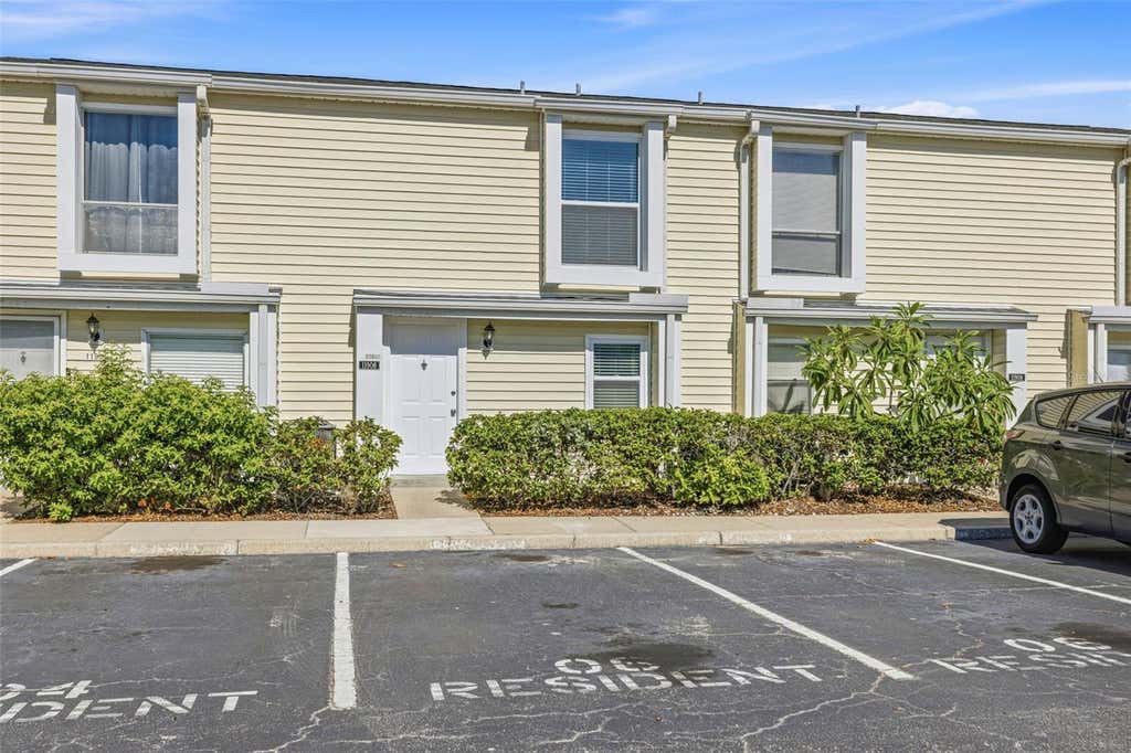 Photo of 11906 Cypress Hill Circle, Tampa, FL 33626 (MLS # TB8521677)