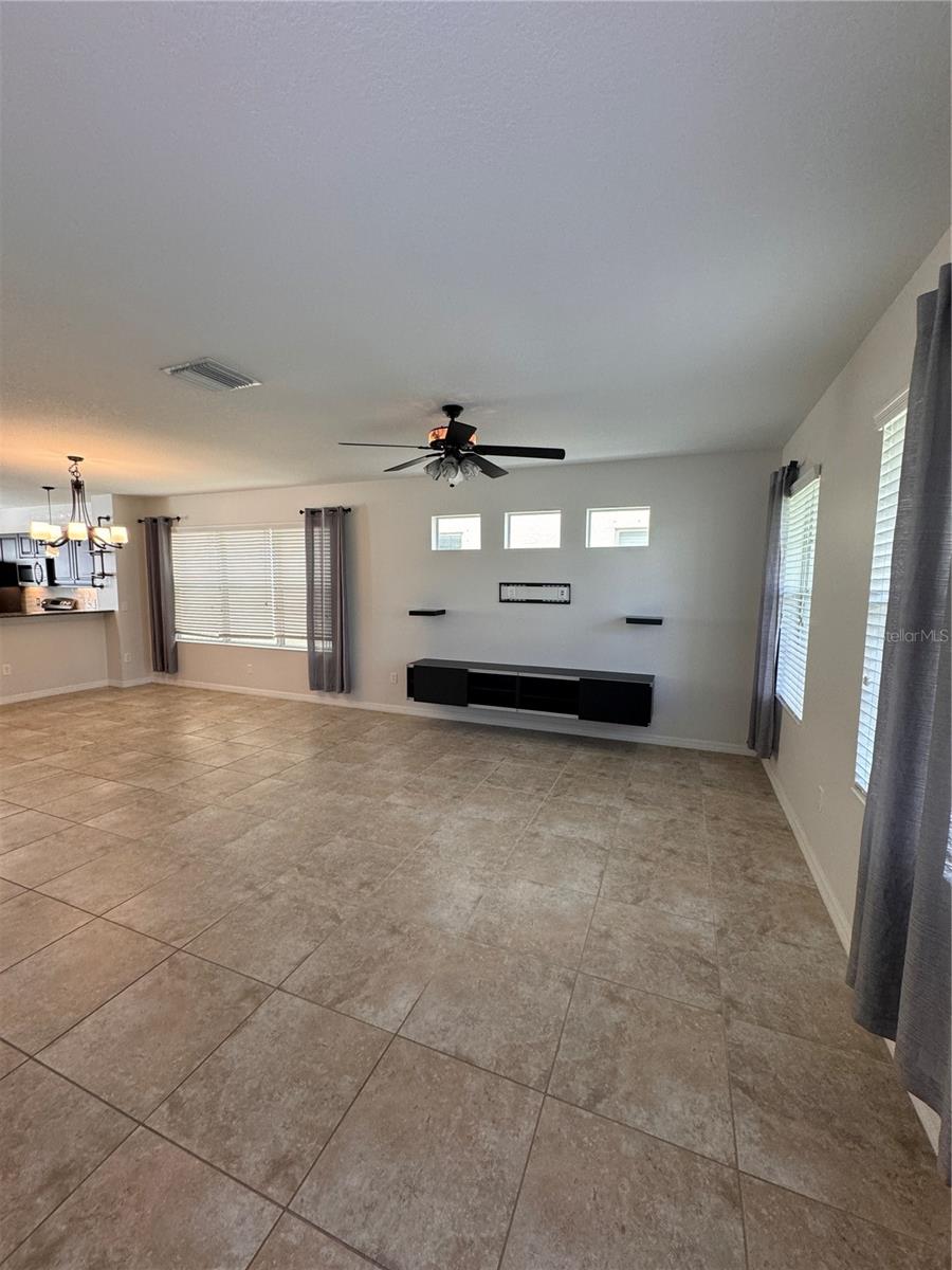 WOODBROOK PH II-B - Residential Lease