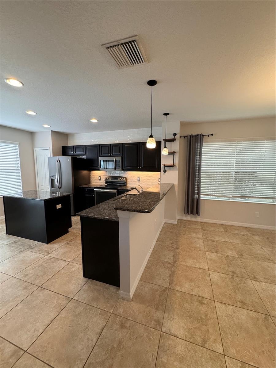 WOODBROOK PH II-B - Residential Lease