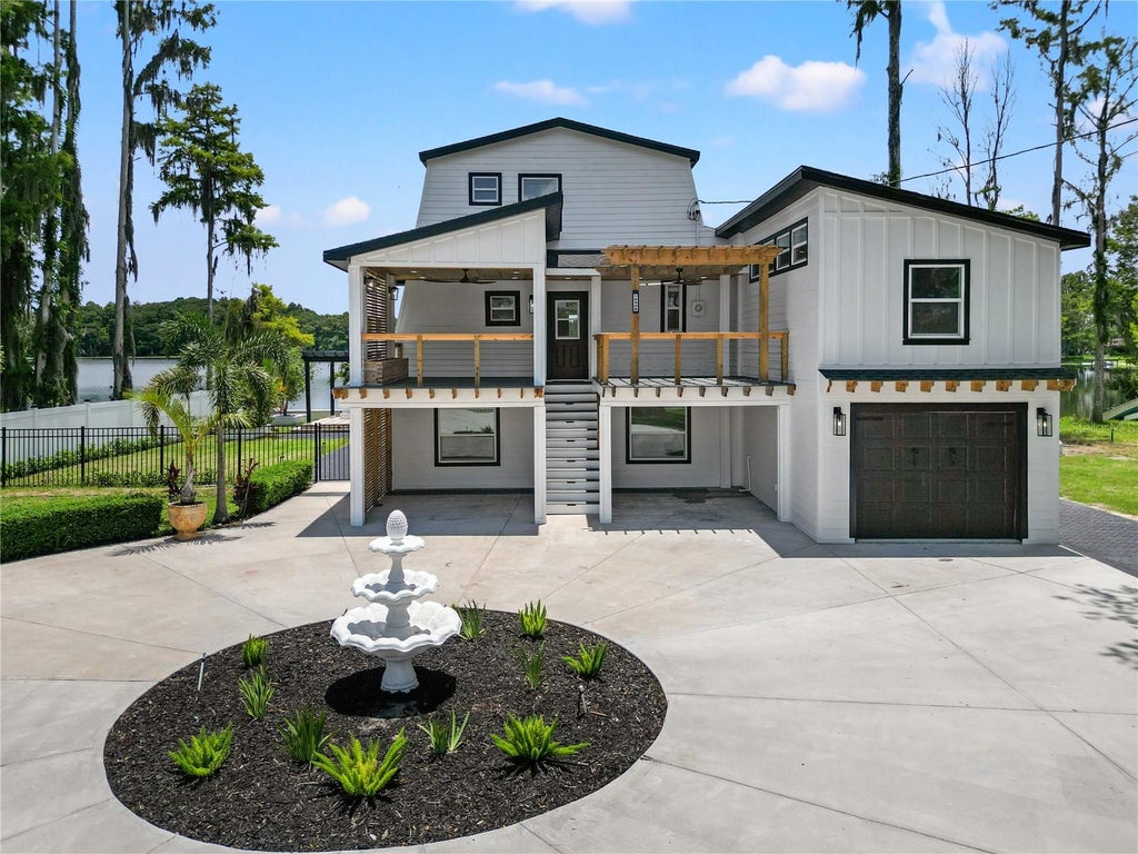 Photo of 10908 Land O Lakes Boulevard, Land O Lakes, FL 34638 (MLS # TB8552232)