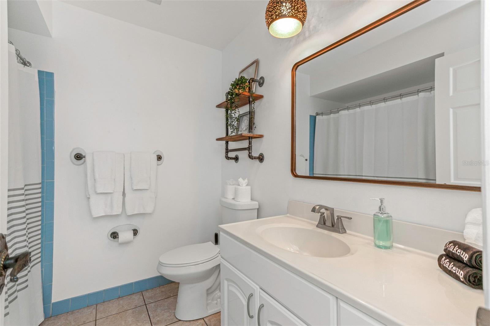 BAY RIDGE TERRACE UNIT 4 - Residential