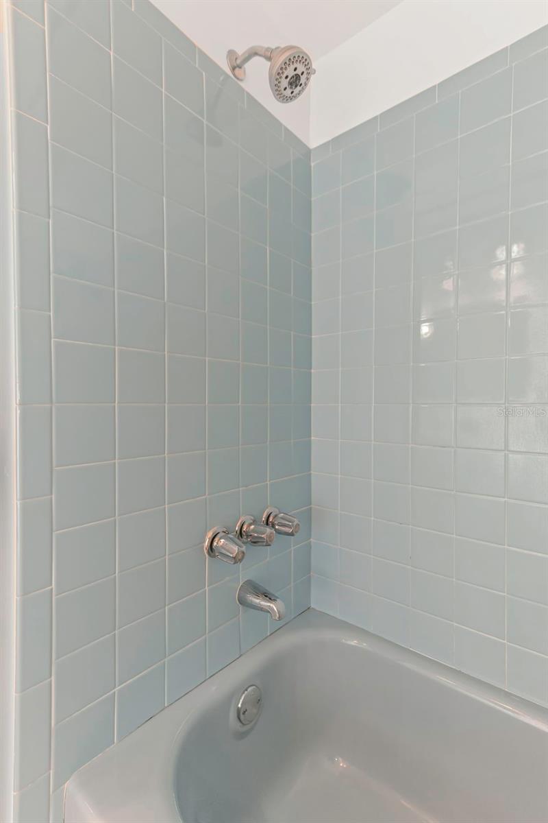 BAY RIDGE TERRACE UNIT 4 - Residential