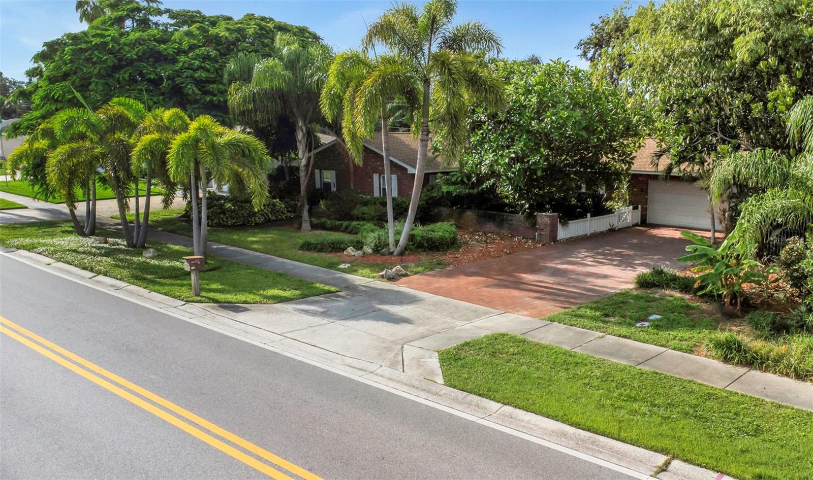 BAY RIDGE TERRACE UNIT 4 - Residential