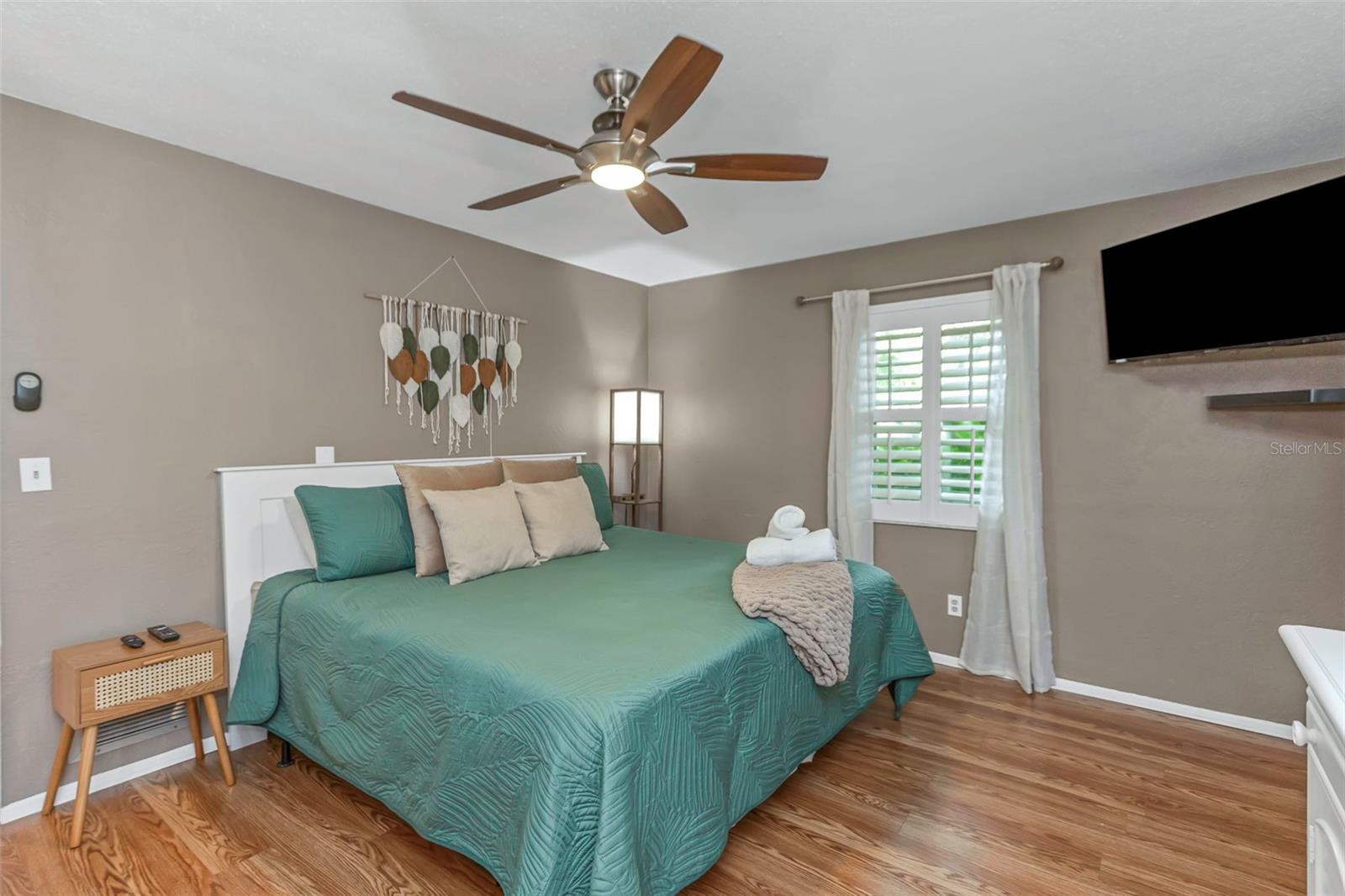 BAY RIDGE TERRACE UNIT 4 - Residential