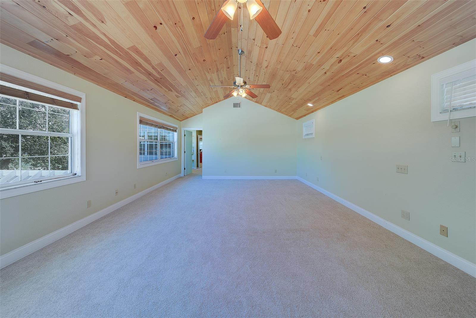 ISLAND ESTATES OF CLEARWATER - Residential