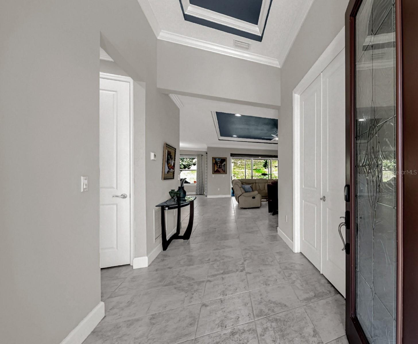 1219 VICTORIA HILLS DRIVE N