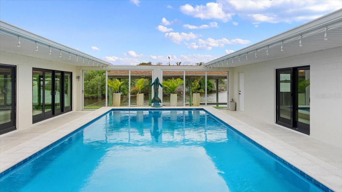 YACHT HAVEN - Residential