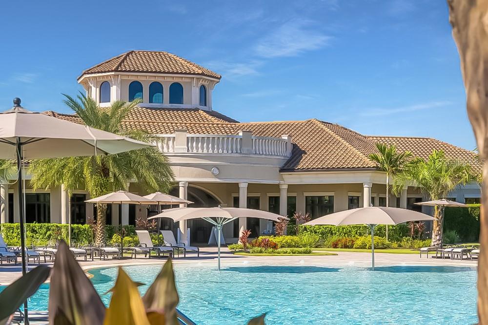 COACH HOMES IV AT LAKEWOOD NATIONAL - Residential