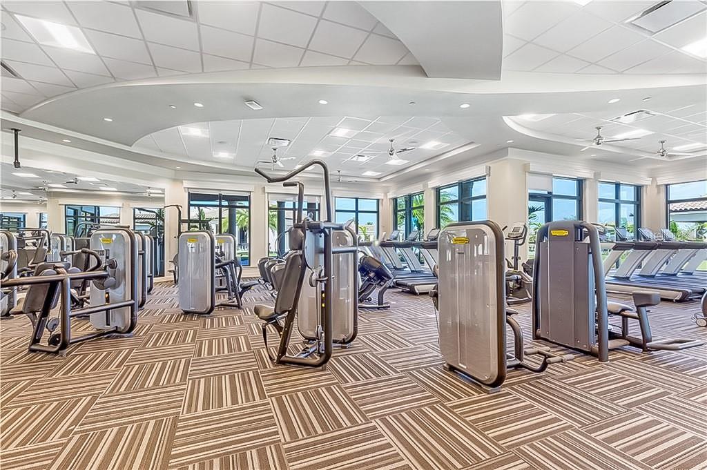 COACH HOMES IV AT LAKEWOOD NATIONAL - Residential