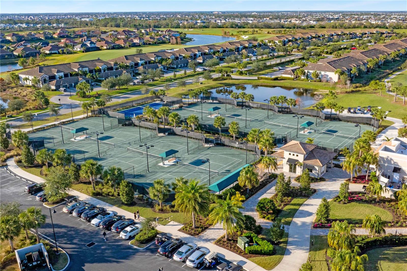 COACH HOMES IV AT LAKEWOOD NATIONAL - Residential