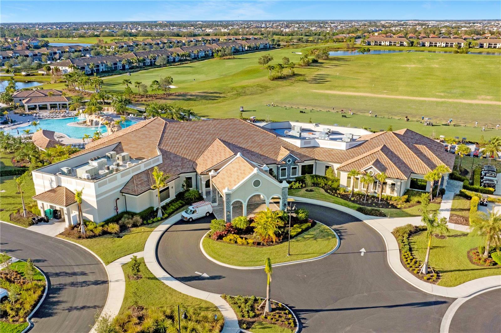 COACH HOMES IV AT LAKEWOOD NATIONAL - Residential